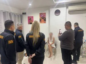 Chonburi Immigration Police Arrest Russian Woman for Allegedly Operating Illegal Beauty Clinic in Pattaya