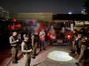 Police Commander Orders Raid on Luxury 5-Star KTV in Pattaya Following Drug Use Tip-Off; 34 Chinese Tourists and Staff Detained for Urine Testing