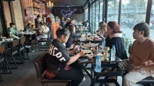 Generous Opening: Be My Guest Restaurant & Bistro Treats 30 Lucky Diners to Free Premium Meals on Makha Bucha Day