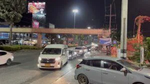 Pattaya Gas Stations Buzz as Drivers Rush to Refuel Ahead of 6-Baht-per-Litre Fuel Price Hike Effective March 26th