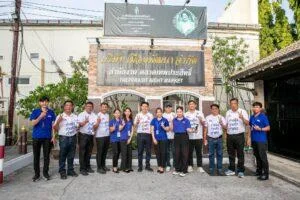 Pattaya Mayor Candidate Poramese Ngamphichet Campaigns at Thepprasit Night Market