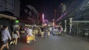 Pattaya Authorities Crack Down on Illegal Street Vendors in Walking Street Area