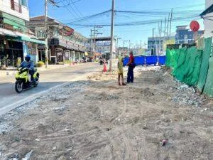 Pattaya City Advances Reclamation of Public Space to Widen Phra Prathanimit Road